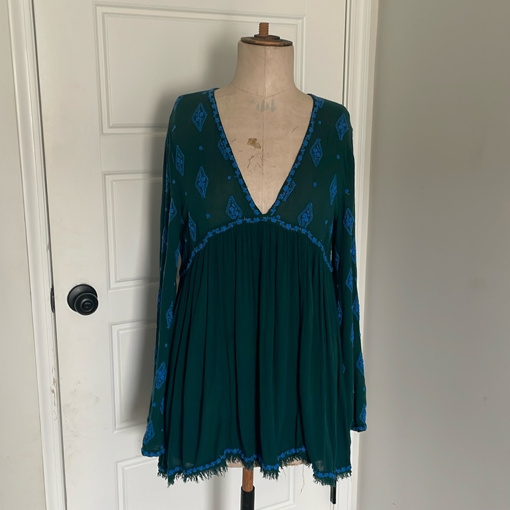 Bell Sleeved Baby Doll Tunic Top with Embroidery Boho Festival Large